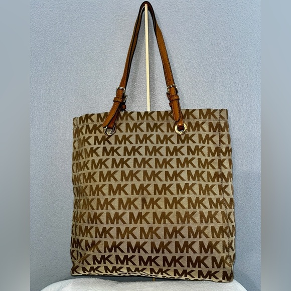Michael Kors Jet Set North South Size Large Tote bag Shoulder Bag - Picture 1 of 12